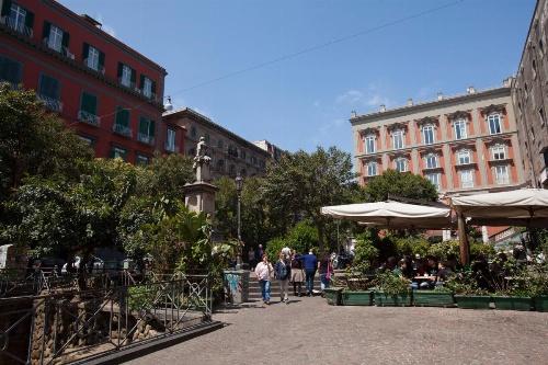 The Bellini House by House In Naples image 42