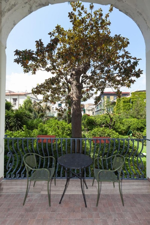 The Bellini House by House In Naples image 44