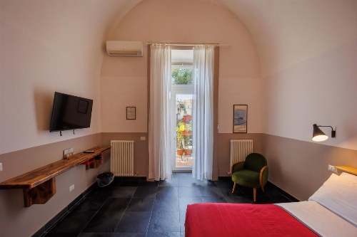 The Bellini House by House In Naples image 7